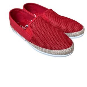 NWT Kinetic Energy Women's Red Mesh Front Espadrille Loafer Size 9